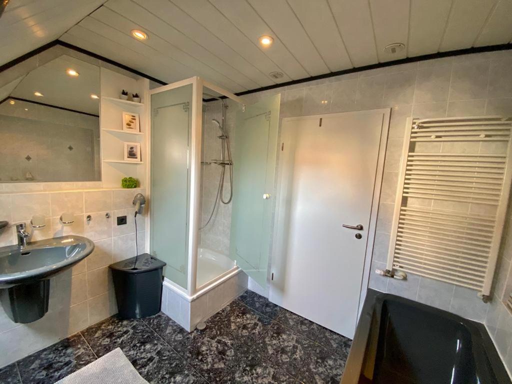 Ferienwohnung Bergblick Jena Bagian luar foto